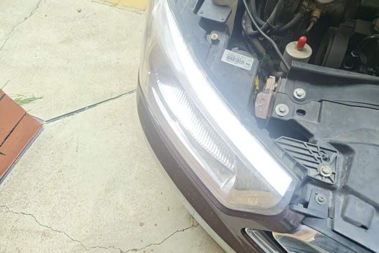 Used Citroen C-Quatre 2012 Sedan 1.6L Manual Prestige Model Right Front Headlight