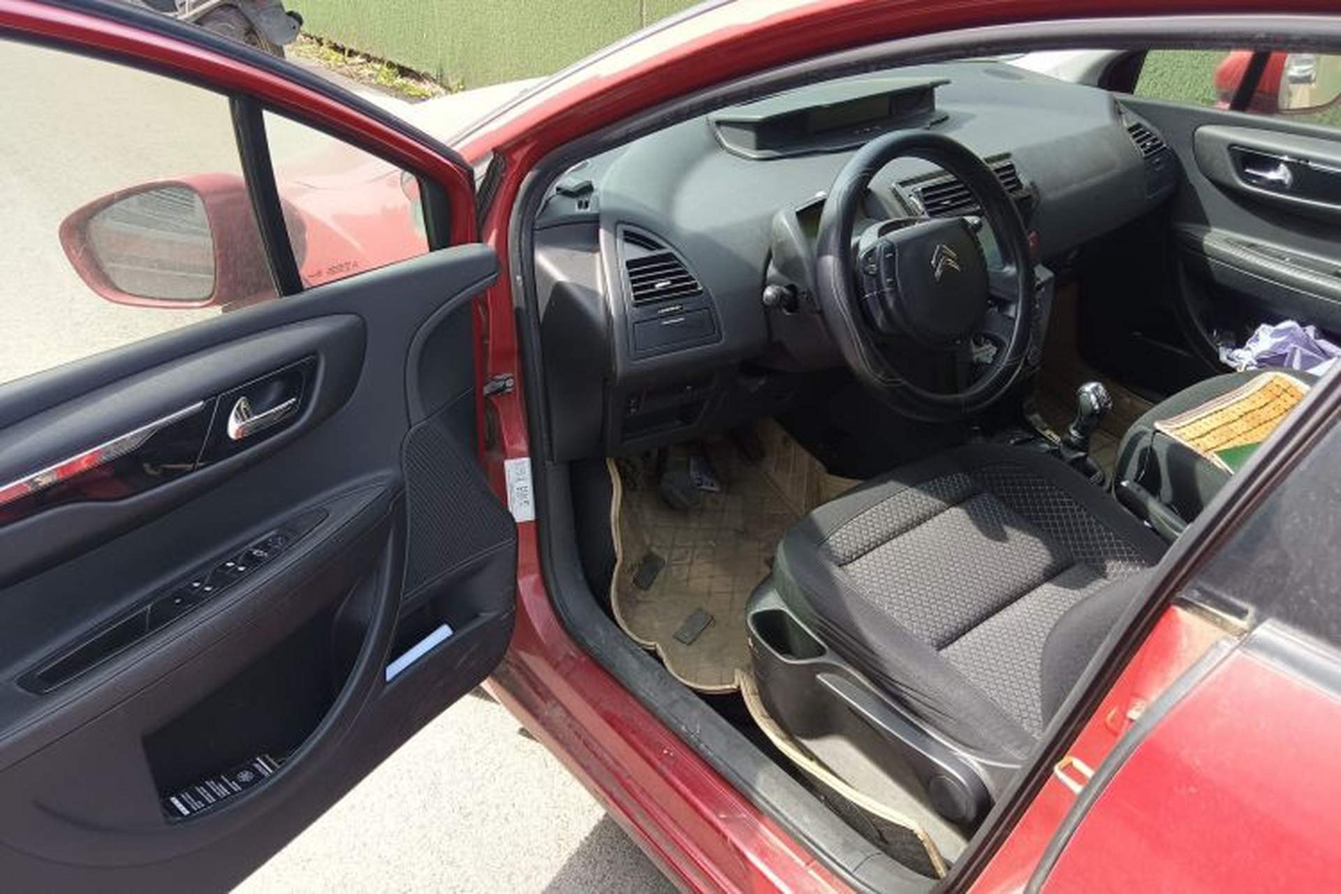 Used Citroen C-Quatre 2012 Sedan 2.0L Manual - Joyful Edition Driver Seat