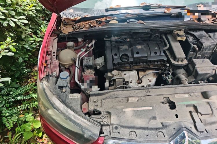Used Citroen C-Quatre 2012 Hatchback 1.6L Manual LeShang Model Engine Bay Right