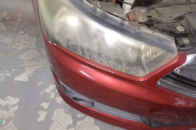 Used Citroen C-Quatre 2012 Hatchback 1.6L Automatic LeShang Model Engine Bay Right
