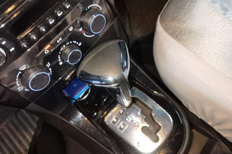 Used Citroen C-Quatre 2012 Hatchback 1.6L Automatic LeShang Model Gear Lever
