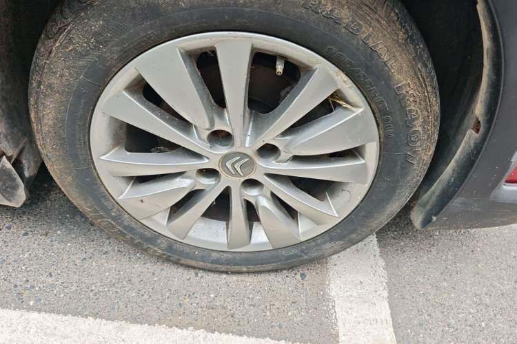Used Citroen C-Quatre 2012 Hatchback 1.6L Manual LeShang Model Right Front Wheel Hub