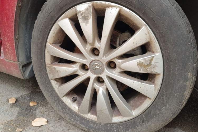 Used Citroen C-Quatre 2012 Hatchback 1.6L Automatic LeShang Model Right Front Wheel Hub
