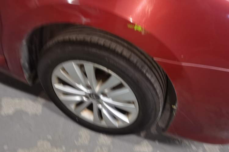 Used Citroen C-Quatre 2012 Hatchback 1.6L Automatic LeShang Model Right Front Wheel Hub