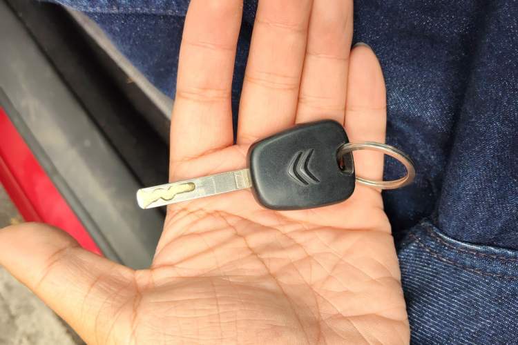 Used Citroen C-Quatre 2012 Sedan 1.6L Automatic Prestige Model Vehicle Key