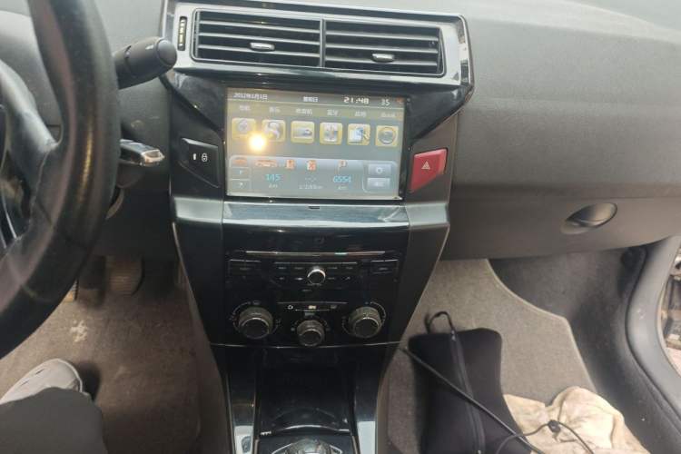 Used Citroen C-Quatre 2012 Sedan 1.6L Manual Prestige Model Audio And AC Panel