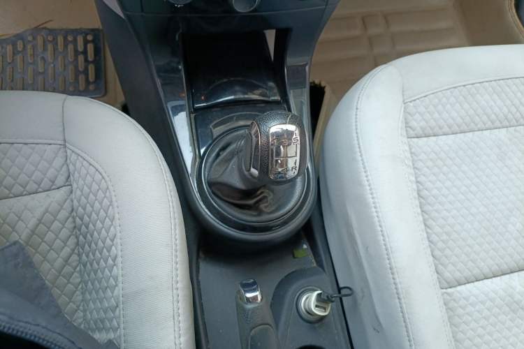 Used Citroen C-Quatre 2012 Sedan 1.6L Automatic Prestige Model Gear Lever