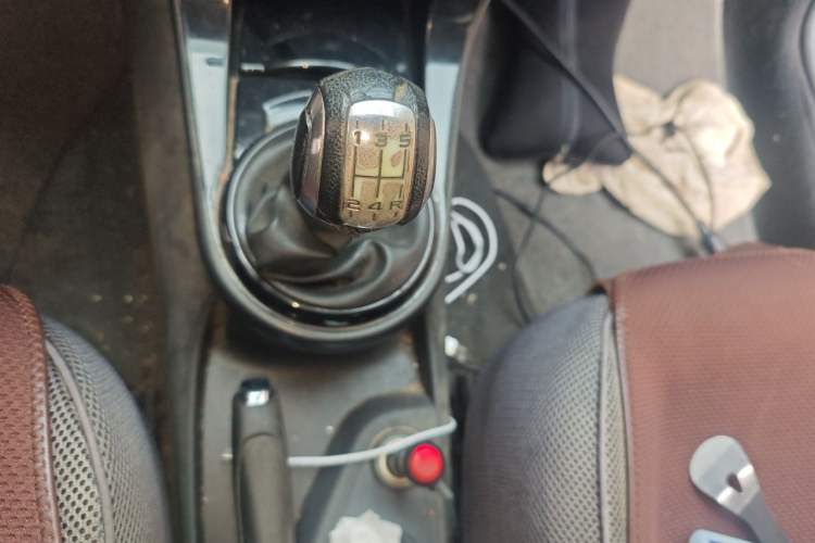 Used Citroen C-Quatre 2012 Sedan 1.6L Manual Prestige Model Gear Lever
