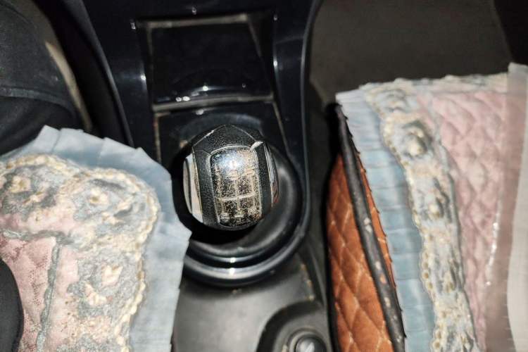 Used Citroen C-Quatre 2012 Sedan 1.6L Manual Prestige Model Gear Lever
