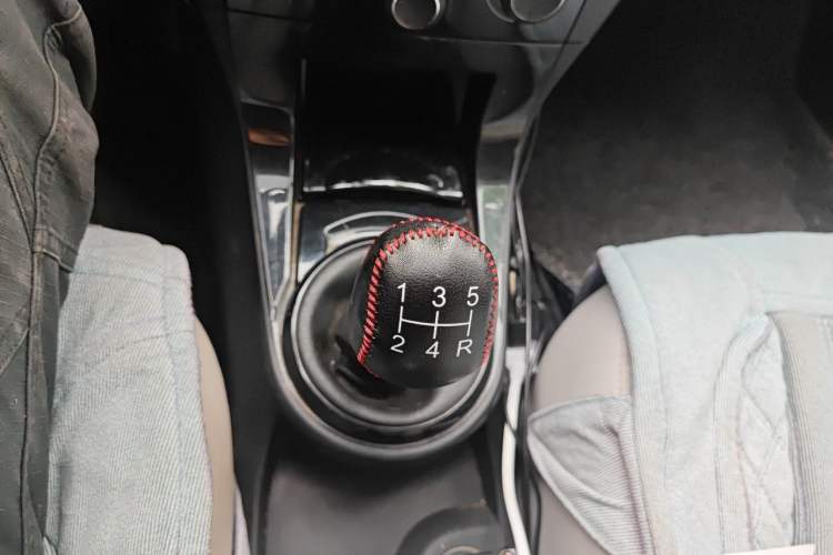 Used Citroen C-Quatre 2012 Sedan 1.6L Manual Prestige Model Gear Lever