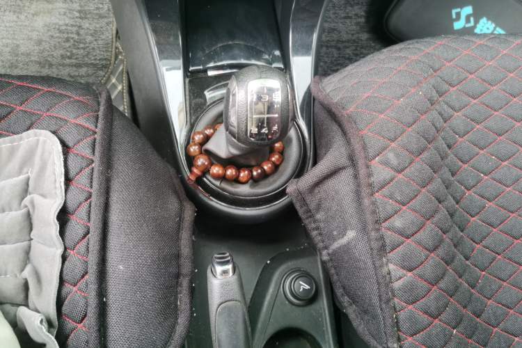 Used Citroen C-Quatre 2012 Sedan 1.6L Manual Prestige Model Gear Lever