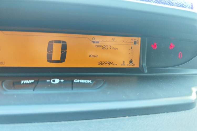 Used Citroen C-Quatre 2012 Sedan 2.0L Manual - Joyful Edition Odometer Close Up