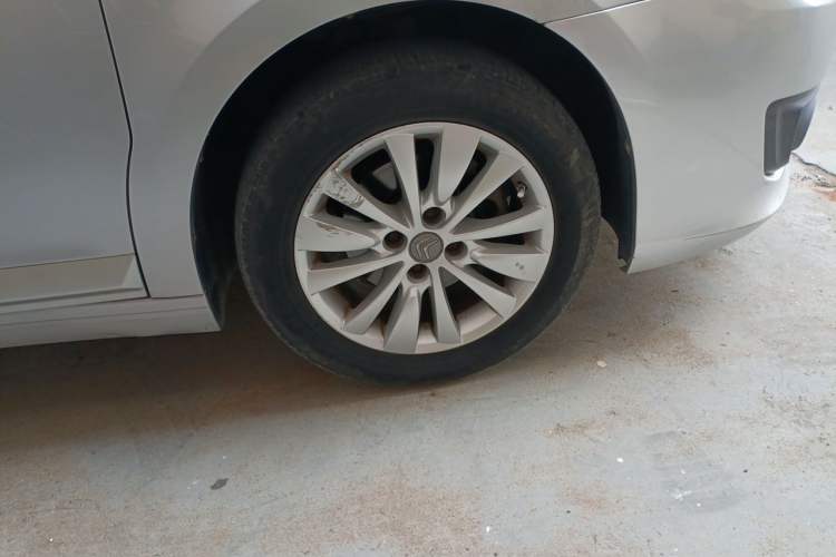Used Citroen C-Quatre 2012 Sedan 1.6L Automatic Prestige Model Right Front Wheel Hub