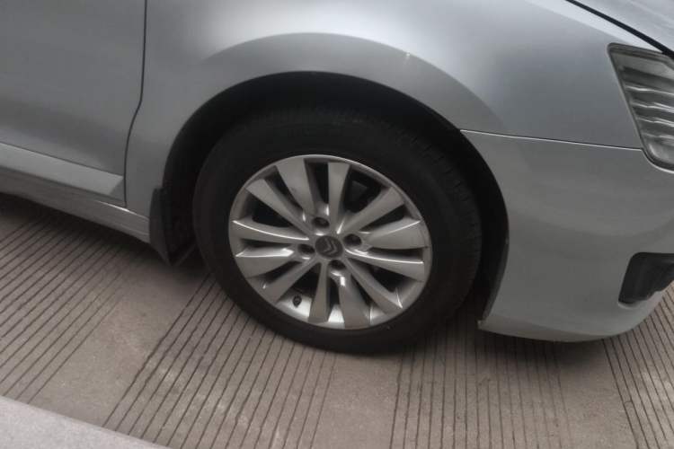 Used Citroen C-Quatre 2012 Sedan 1.6L Automatic Prestige Model Right Front Wheel Hub