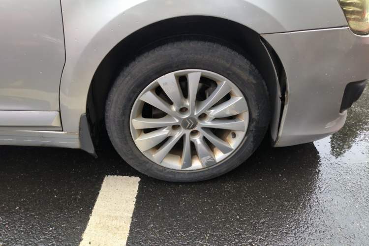 Used Citroen C-Quatre 2012 Sedan 1.6L Automatic Prestige Model Right Front Wheel Hub