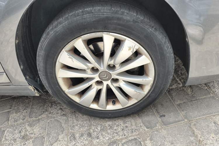Used Citroen C-Quatre 2012 Sedan 1.6L Automatic Prestige Model Right Front Wheel Hub