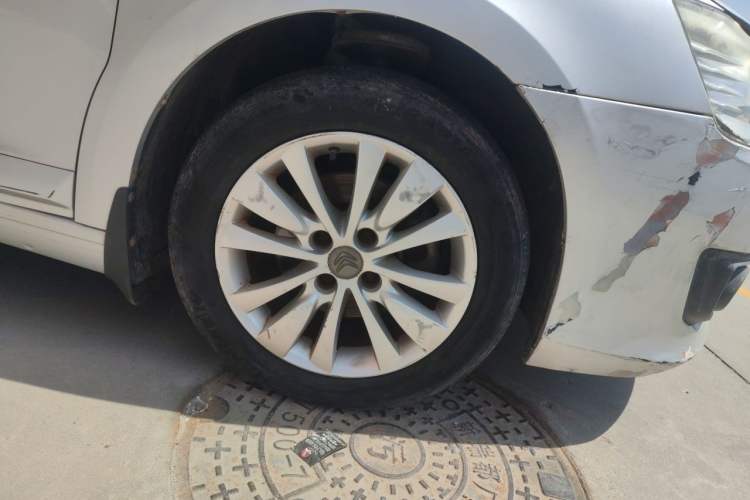 Used Citroen C-Quatre 2012 Sedan 1.6L Manual Prestige Model Right Front Wheel Hub