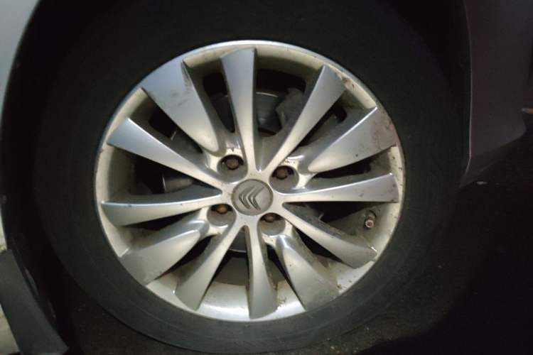 Used Citroen C-Quatre 2012 Sedan 1.6L Manual Prestige Model Right Front Wheel Hub
