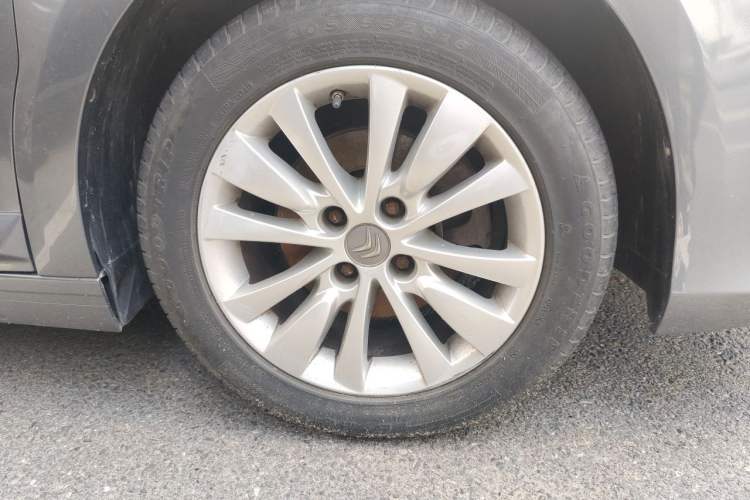 Used Citroen C-Quatre 2012 Sedan 1.6L Automatic Enjoyment Model Right Front Wheel Hub