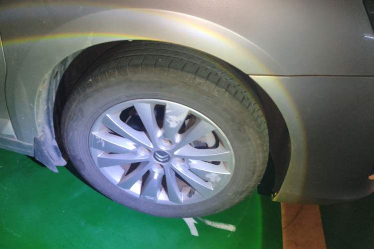 Used Citroen C-Quatre 2012 Sedan 1.6L Manual Prestige Model Right Front Wheel Hub