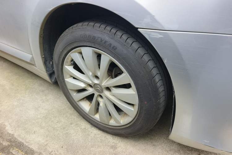 Used Citroen C-Quatre 2012 Sedan 2.0L Manual - Joyful Edition Right Front Wheel Hub