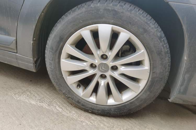 Used Citroen C-Quatre 2012 Sedan 1.6L Manual Prestige Model Right Front Wheel Hub