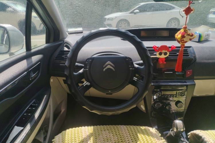 Used Citroen C-Quatre 2012 Sedan 1.6L Manual Prestige Model Steering Wheel