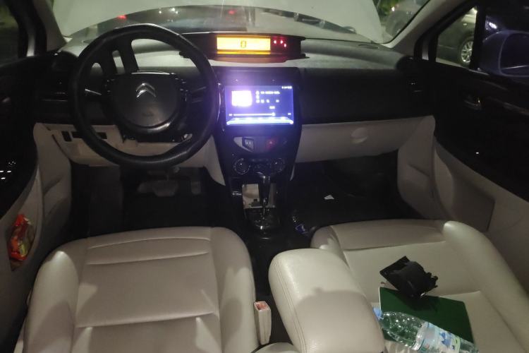 Used Citroen C-Quatre 2012 Sedan 1.6L Automatic Prestige Model Center Console