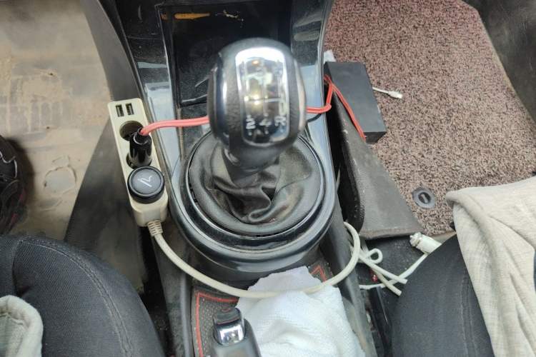 Used Citroen C-Quatre 2012 Sedan 1.6L Manual Prestige Model Gear Lever
