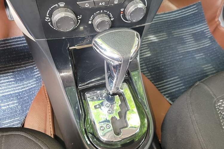 Used Citroen C-Quatre 2012 Sedan 1.6L Automatic Prestige Model Gear Lever