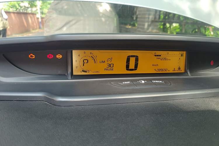 Used Citroen C-Quatre 2012 Sedan 1.6L Automatic Prestige Model Instrument Cluster