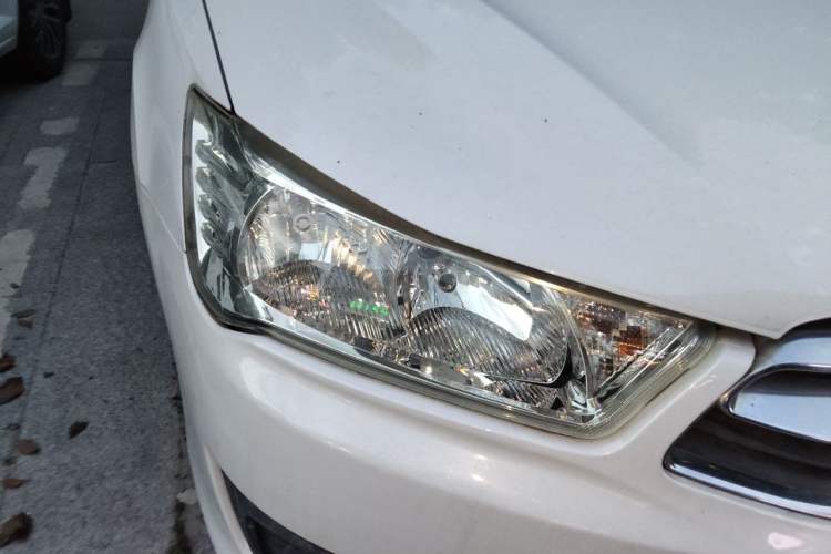Used Citroen C-Quatre 2012 Sedan 1.6L Automatic Prestige Model Right Front Headlight
