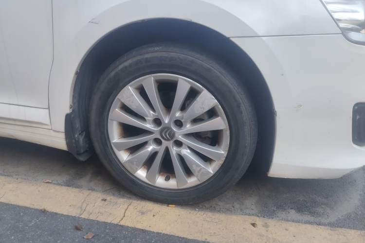 Used Citroen C-Quatre 2012 Sedan 1.6L Manual Prestige Model Right Front Wheel Hub