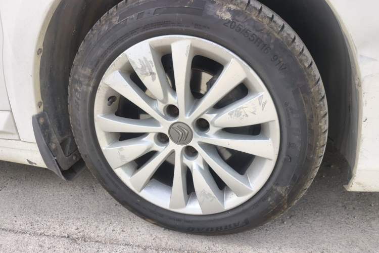 Used Citroen C-Quatre 2012 Sedan 1.6L Automatic Prestige Model Right Front Wheel Hub
