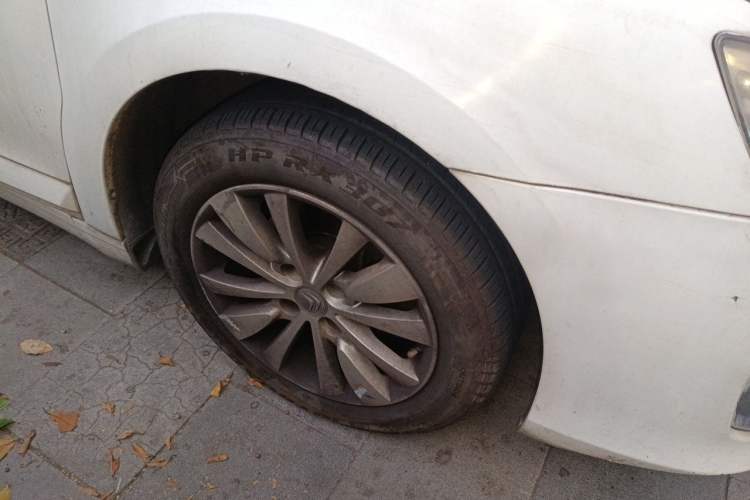 Used Citroen C-Quatre 2012 Sedan 1.6L Manual Prestige Model Right Front Wheel Hub