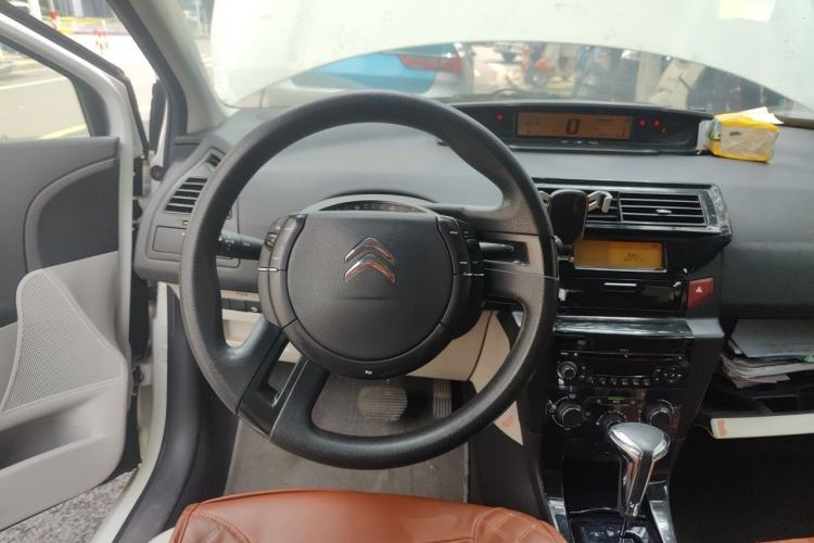 Used Citroen C-Quatre 2012 Sedan 1.6L Automatic Prestige Model Steering Wheel