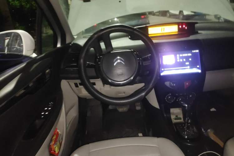 Used Citroen C-Quatre 2012 Sedan 1.6L Automatic Prestige Model Steering Wheel