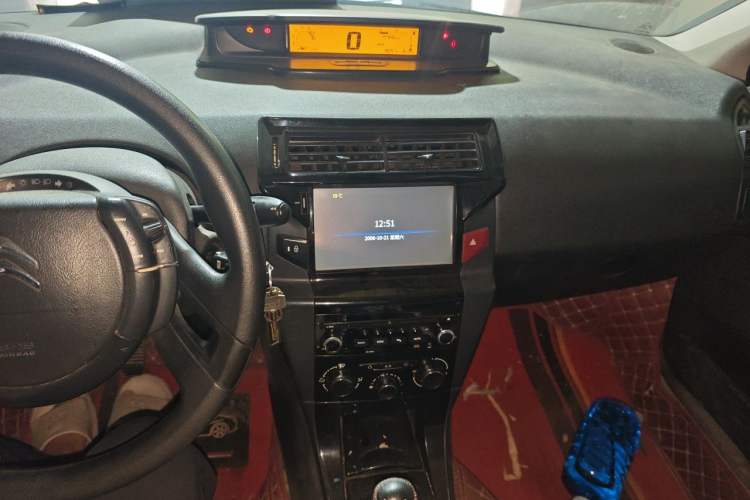 Used Citroen C-Quatre 2013 1.6L Manual Prestige CNG Model Audio And AC Panel