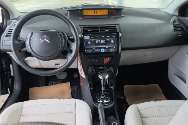Used Citroen C-Quatre 2013 Sedan 1.6L Automatic Prestige Model Center Console