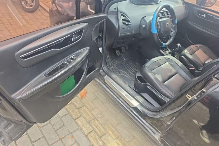 Used Citroen C-Quatre 2013 Sedan 1.6L Manual Enjoyment Model Driver Seat