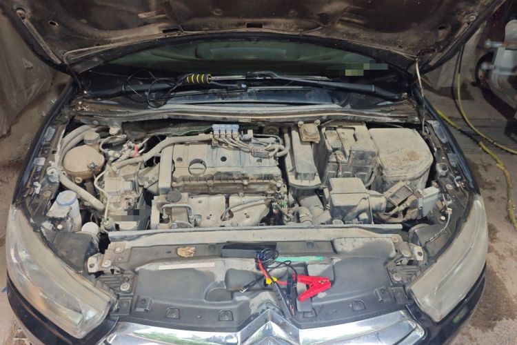 Used Citroen C-Quatre 2013 1.6L Manual Prestige CNG Model Engine Bay