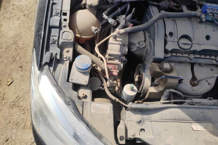 Used Citroen C-Quatre 2013 1.6L Manual Prestige CNG Model Engine Bay Right