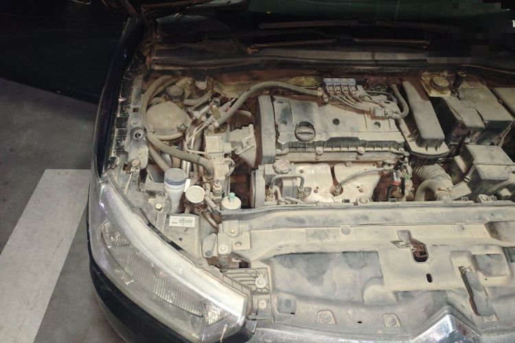 Used Citroen C-Quatre 2013 1.6L Manual Prestige CNG Model Engine Bay Right