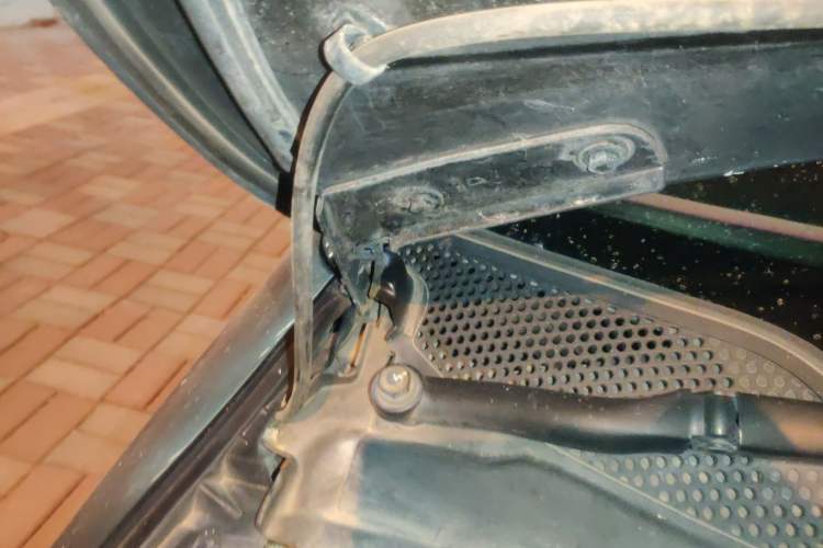 Used Citroen C-Quatre 2013 Sedan 1.6L Manual - Prestige Model Engine Bay Right