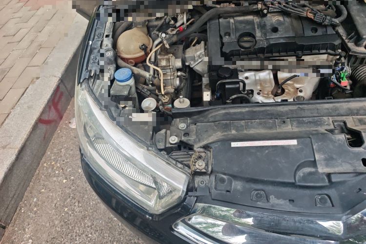 Used Citroen C-Quatre 2013 1.6L Manual Prestige CNG Model Engine Bay Right