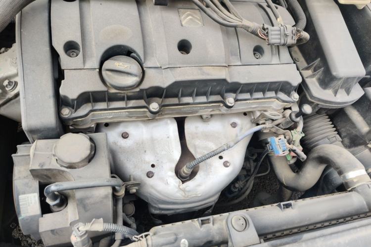Used Citroen C-Quatre 2013 1.6L Manual Prestige CNG Model Engine Bay