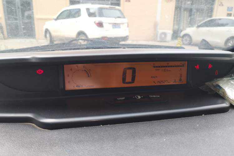 Used Citroen C-Quatre 2013 1.6L Manual Prestige CNG Model Instrument Cluster
