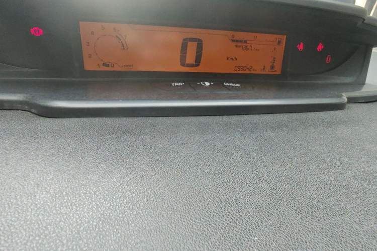 Used Citroen C-Quatre 2013 1.6L Manual Prestige CNG Model Instrument Cluster