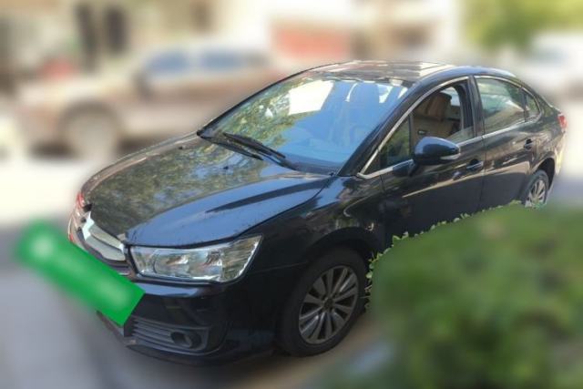 Używany Citroen C-Quatre 2013 Sedan 1.6L Automatic Prestige Model