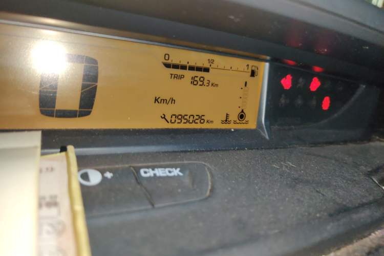 Used Citroen C-Quatre 2013 Sedan 1.6L Manual - Prestige Model Odometer Close Up